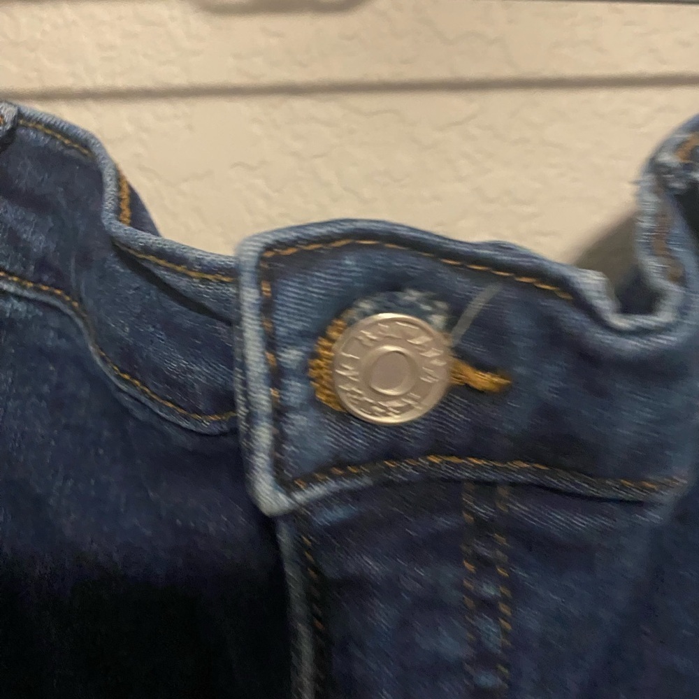 Women's Banana Republic Denim Shorts Size 18/34 - Picture 3 of 5